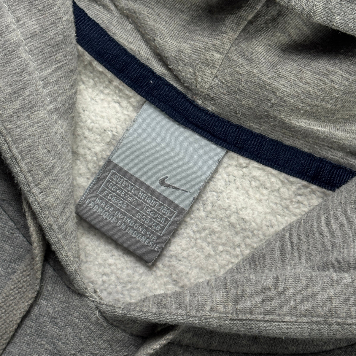 Vintage Nike Hoodie (XL)