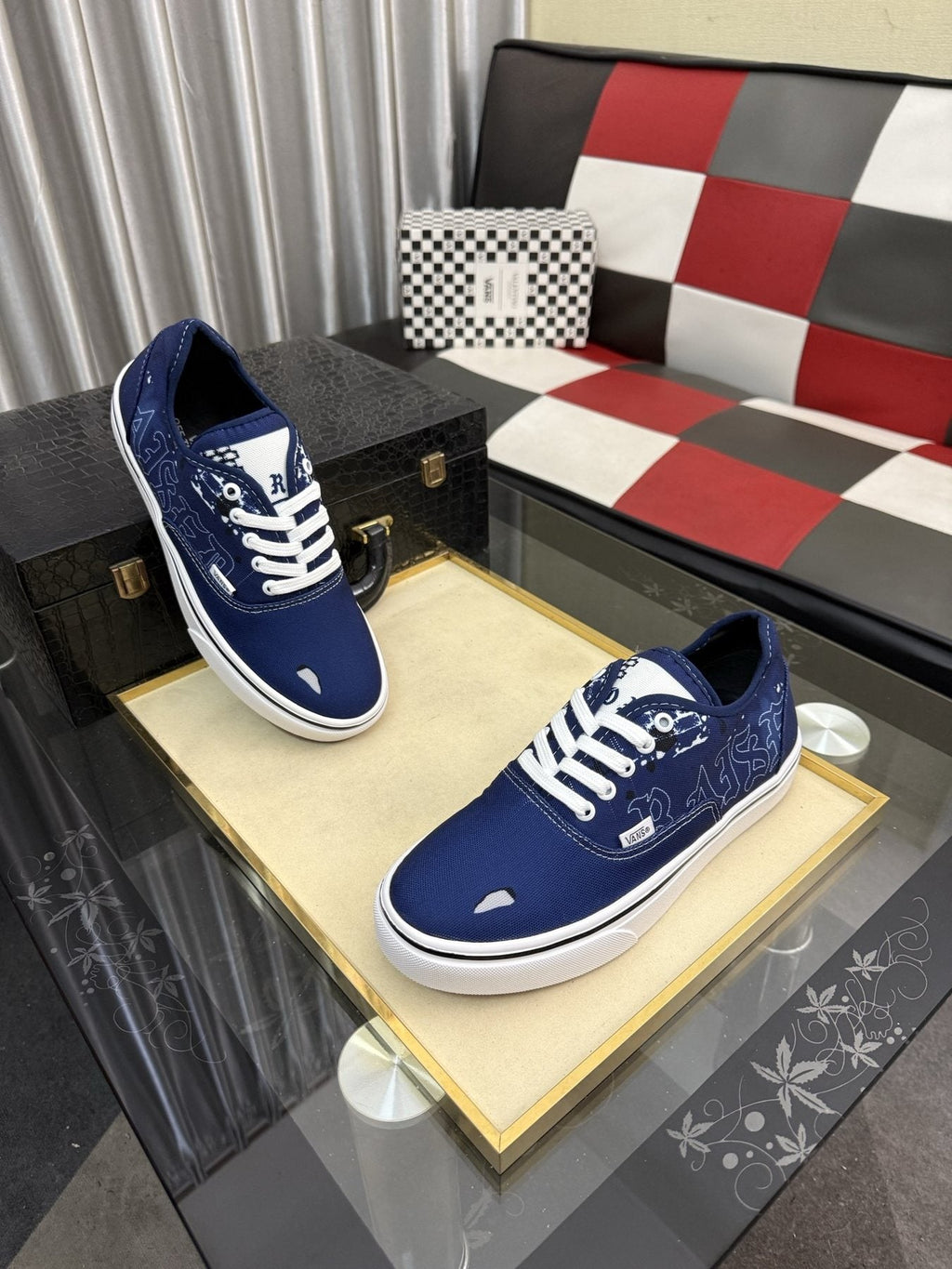 Vans Navy Blue Graphic Low-Top Sneakers