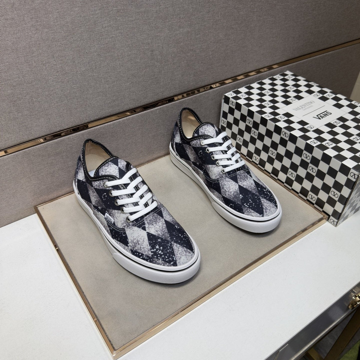 Vans Men's Geometric Patchwork Low-Top Sneakers - Black, Navy, White & Grey